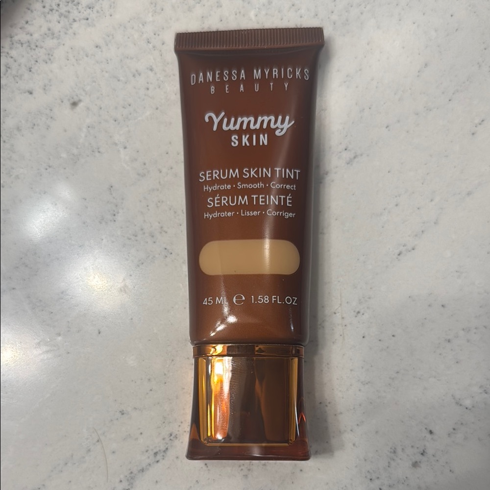 Danessa Myricks Beauty Yummy Skin shade 7 - Picture 2 of 4
